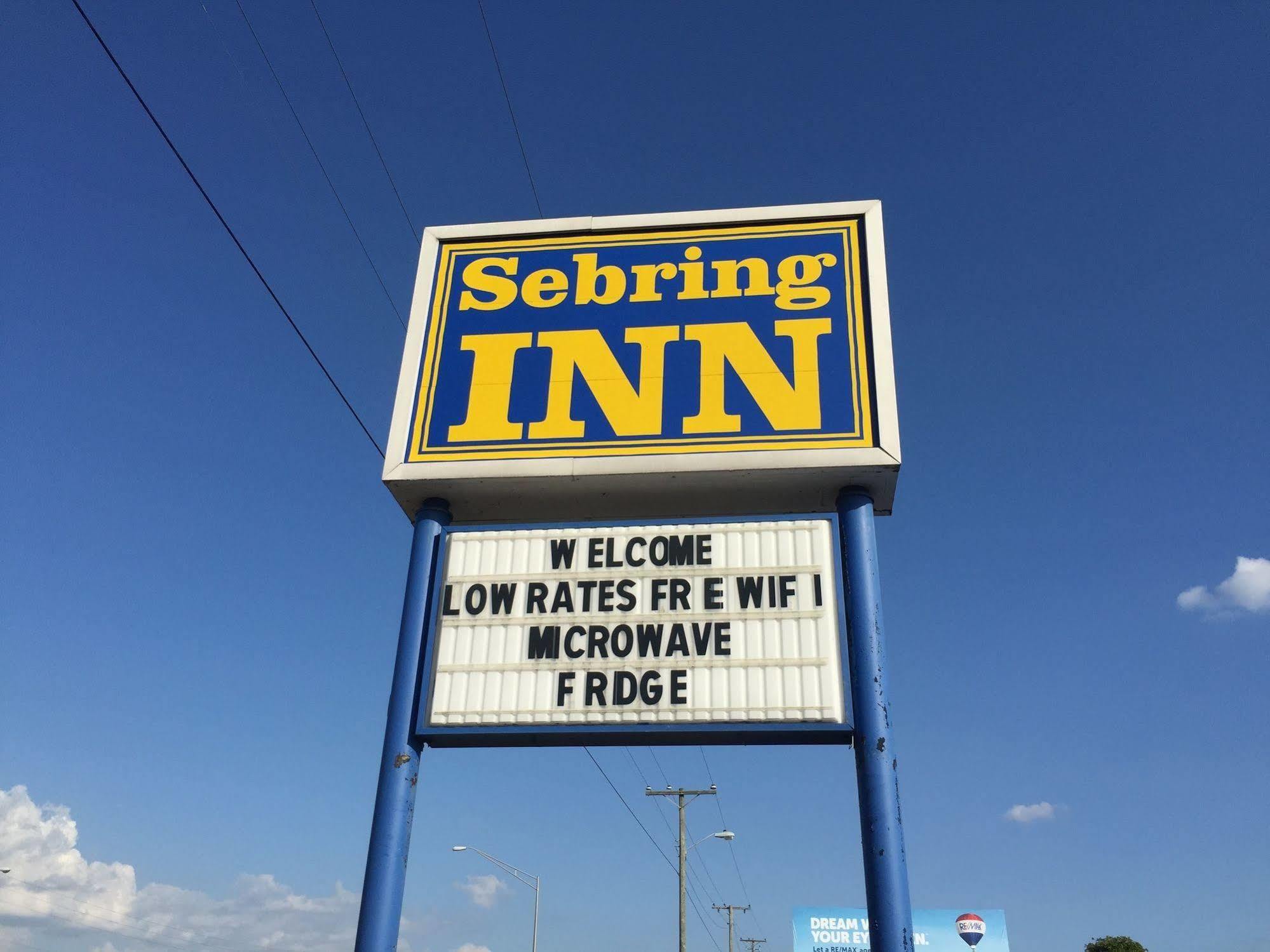 Sebring Inn Luaran gambar